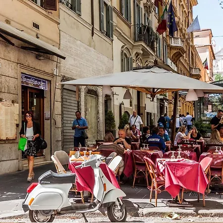 Maison Trevi Rome